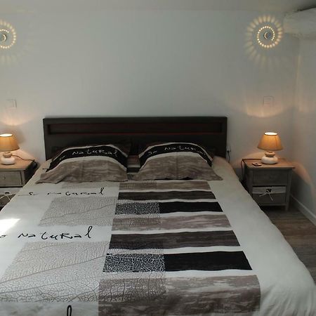 Ecurie De La Grange L'Abbe Apartman Le Langon Kültér fotó