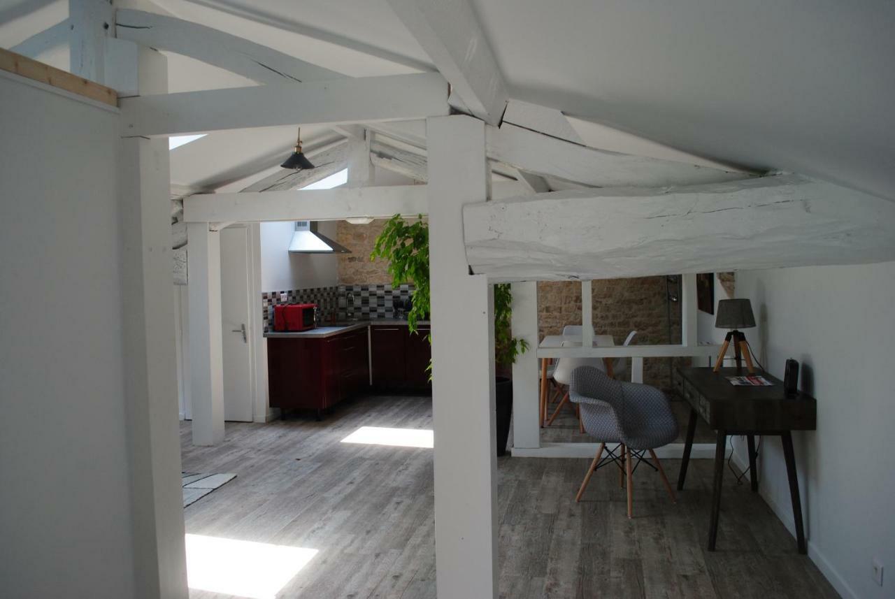 Ecurie De La Grange L'Abbe Apartman Le Langon Kültér fotó